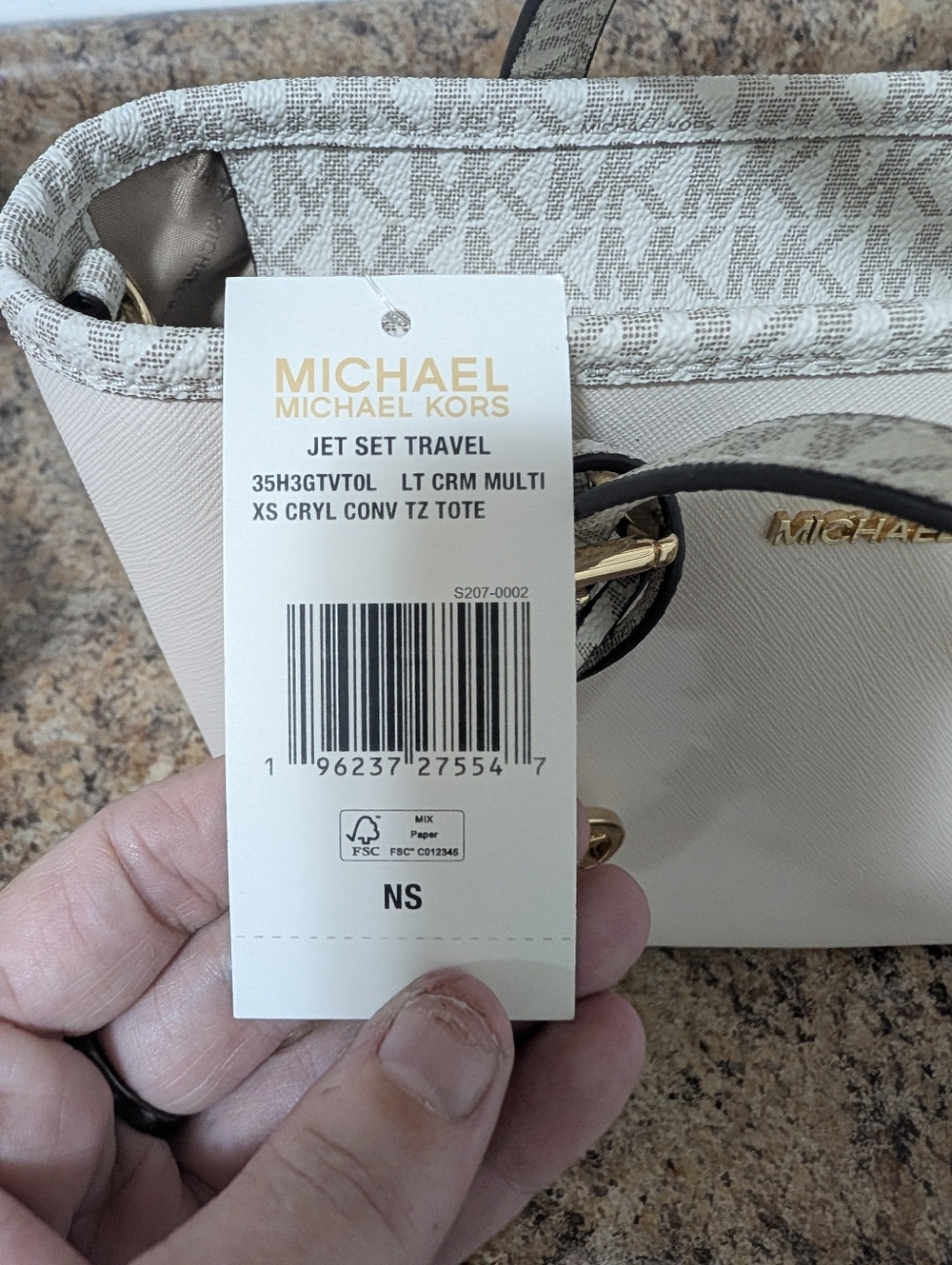 NWT Michael Kors Jet Set Tote  Cream and White Saffiano Tote with Gold Hardware - Picture 10 of 10